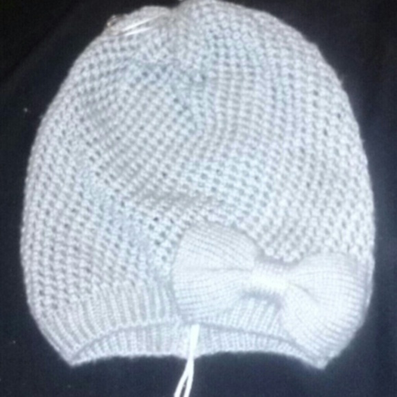 Beanie - Picture 1 of 2