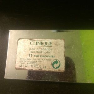 Clinique eyeshadow duo (pink chocolates #11)