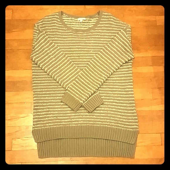 Oversized Grey and White Striped Sweater