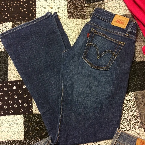 Womens size 1 Levi's! - Picture 1 of 2