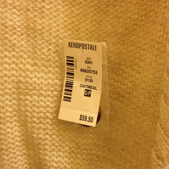 Small sweater, Aeropostale - Picture 2 of 3