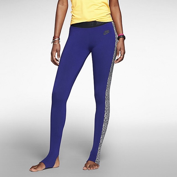 💢SOLD💢Nike Women's Leggings