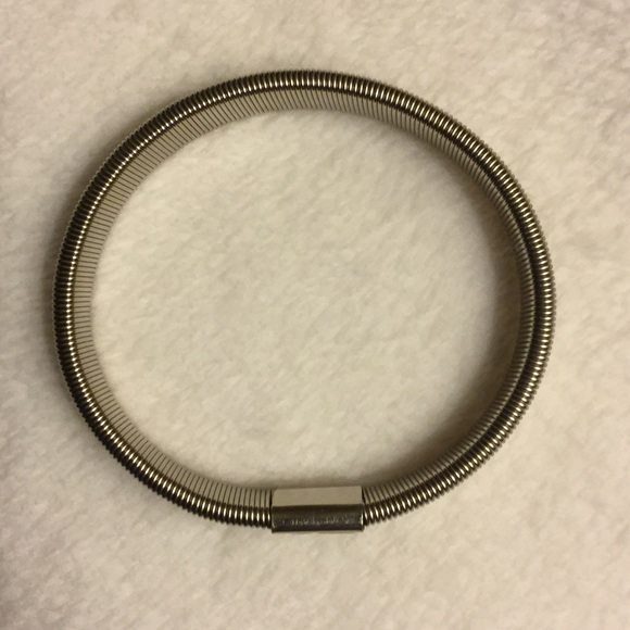 Guess - Silver - Stretch Bracelet - Picture 2 of 3