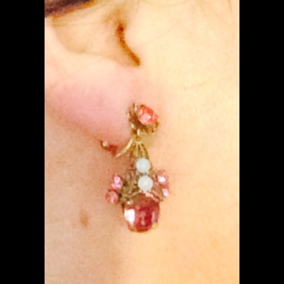 NEW LISTING❤️1920's SCREW BACK DANGLE EARRINGS - Picture 4 of 4