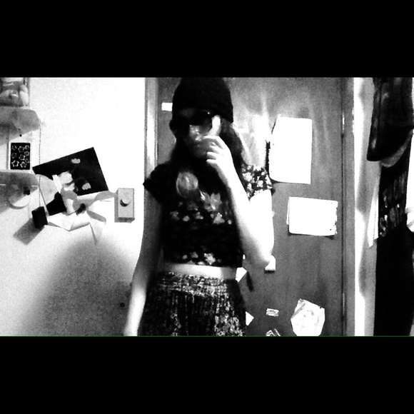 Bundle - Picture 2 of 2