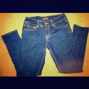 Skinny jeans