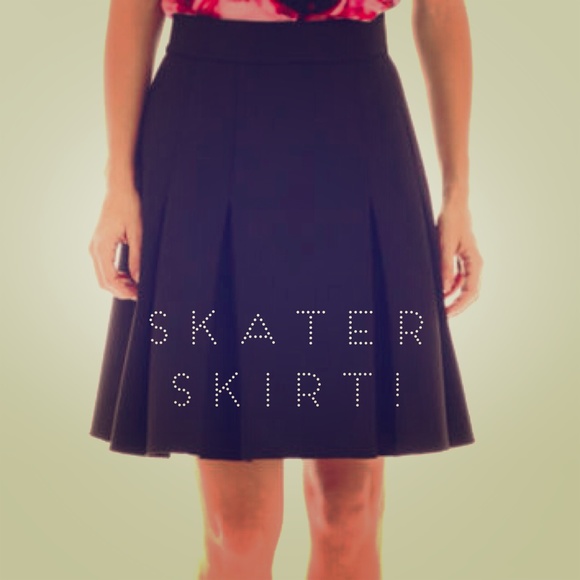 Worthington Black Pleated Skater Skirt Sz 6