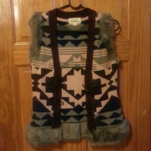Forever 21 BoHo chic vest with fo fur trimmings