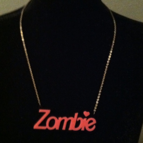 NWOT necklace