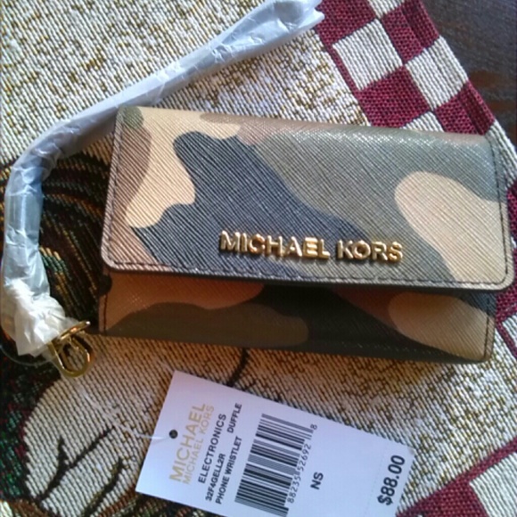 Michael Kors camo wristlet