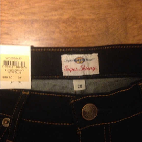 NWT Fossil "Super Skinny" Jeans - Picture 2 of 3