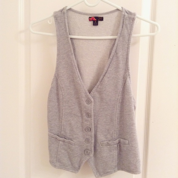 Heather Grey Knit Vest - Picture 1 of 1