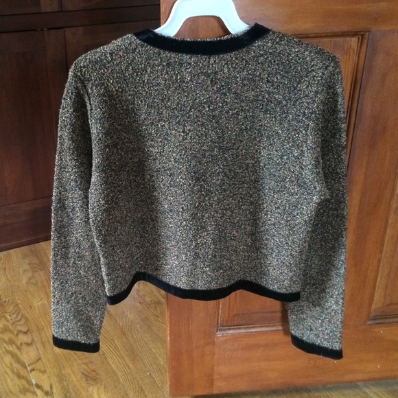 Cropped sweater - Picture 4 of 4