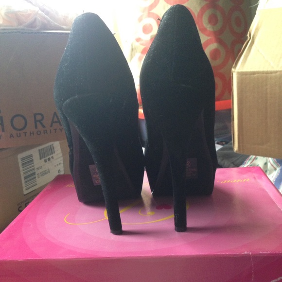 Suede Basic Heels - Picture 3 of 3