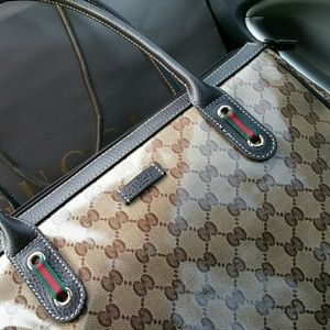 Authentic gucci purse #princy