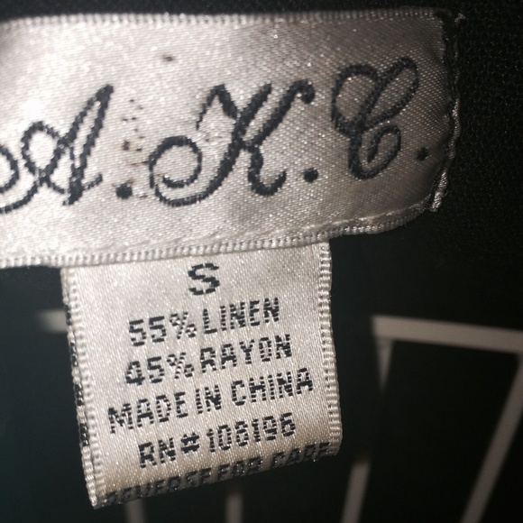 Tribal rayon ASIAN Inspired Shirt - Picture 2 of 3