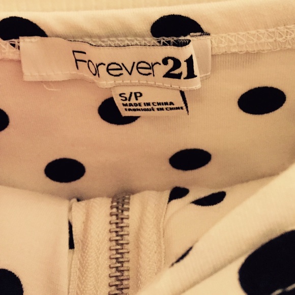 Forever 21 Polka dot strapless mini - Picture 2 of 2