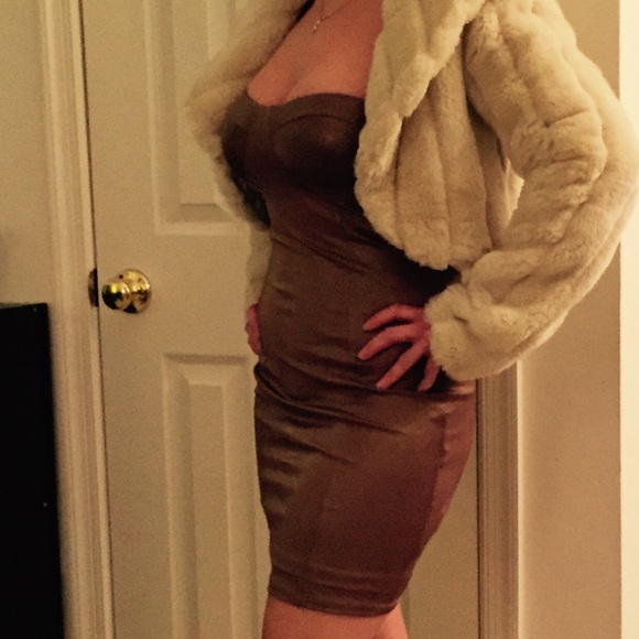 Forever 21 strapless gold dress - Picture 3 of 3