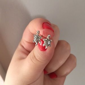 Dainty, Adorable Silver Plated Turtle earrings