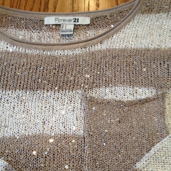 Gold /ivory sequin sweater - Picture 2 of 2