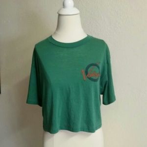 Green vintage soft crop tee