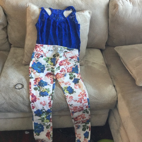Bundle cami and skinny floral jeans