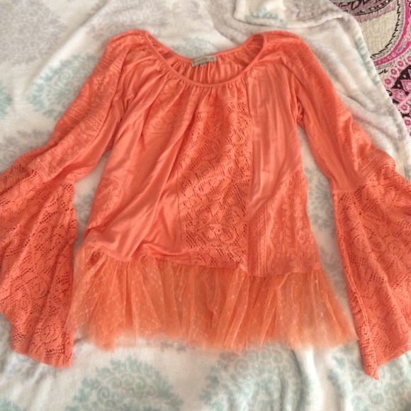 Cute Peach Top!