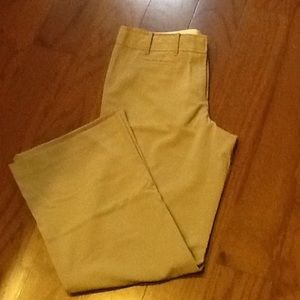 Ann Taylor loft pants.   Item # 1035
