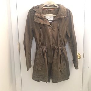 *bundled* Olive Parka