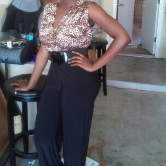 Leopard and black jumpsuit - Picture 2 of 4