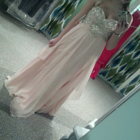 Prom Dress - Picture 3 of 4