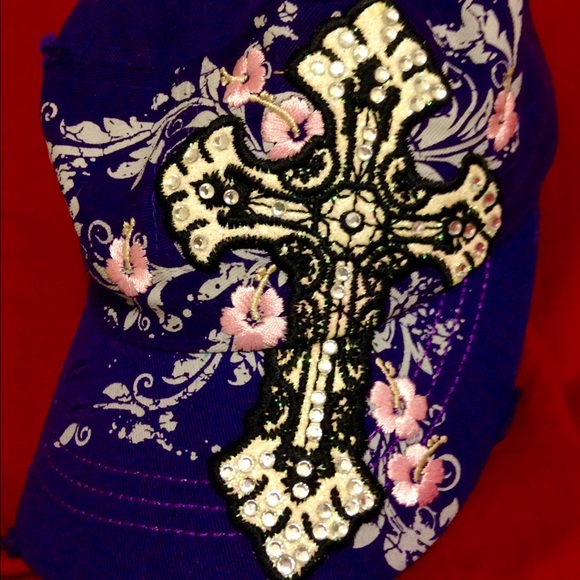 Cross Cap