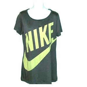 SOLD SOLD SOLD🚫🚫🚫Nike short sleeve