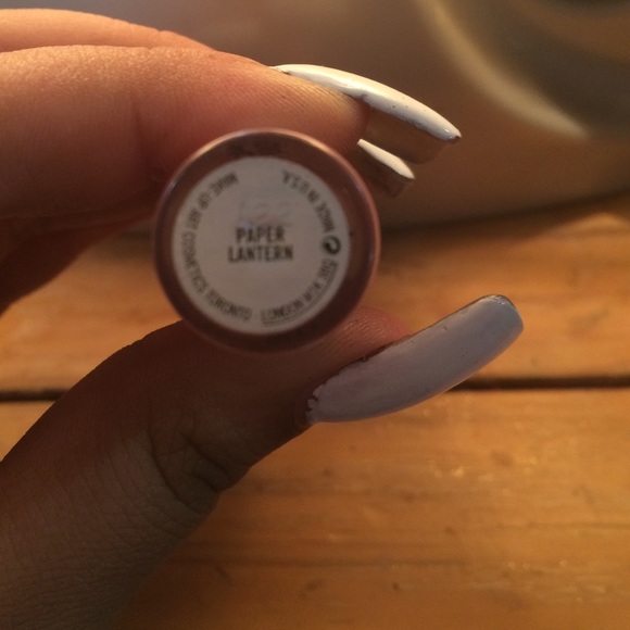 Cream sheen glass - Picture 2 of 2