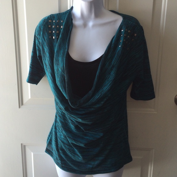 BONGO juniors top. Medium. Blue. Black. Plunge.