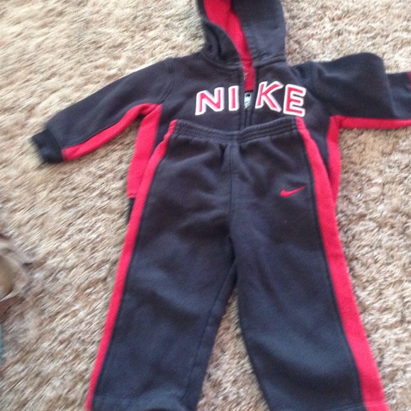 Nike 18 months