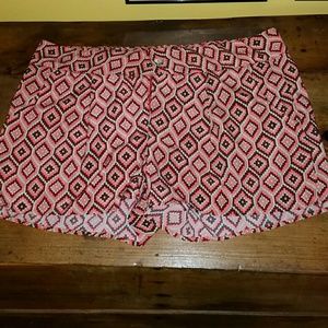 SOLD🚫🚫🚫🚫🚫🚫Ezra Aztec shorts