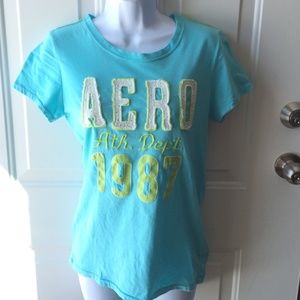 AERO t-shirt. Baby blue. Lime green. White.