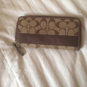 Coach wallet