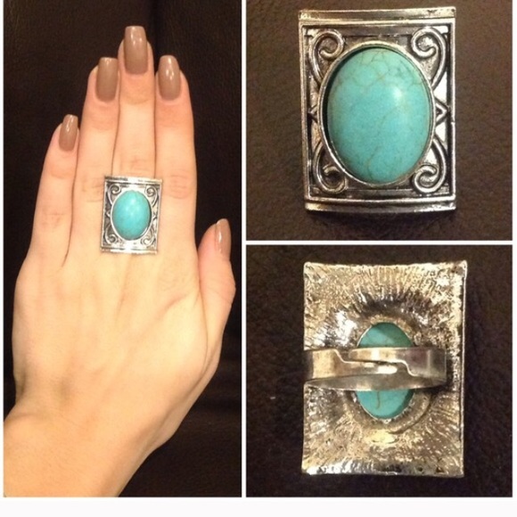 Accessories - 🌹SALE🌹Antique Natural Turquoise Ring