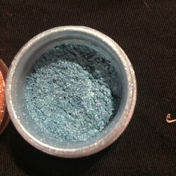 Shimmer shadows - Picture 4 of 4