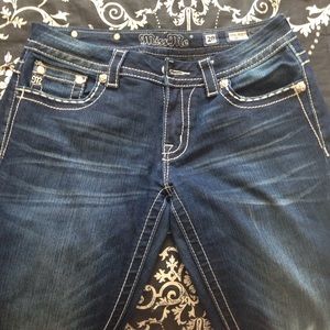 New Miss Me's at a good price! ☺️