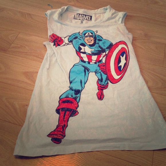 Forever 21 Tops - 💛F21 Marvel Captain America tanktop💛