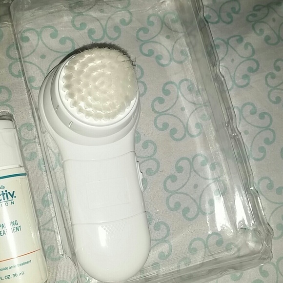 Proactiv brush