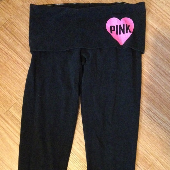 PINK yoga cropped leggings