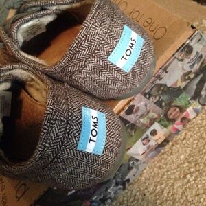 Fur lined Toms