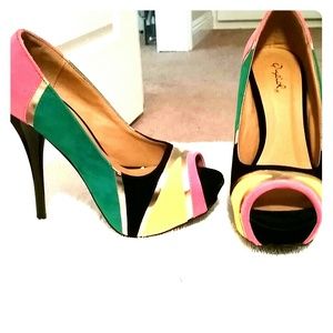 CUTE Patterned Heels