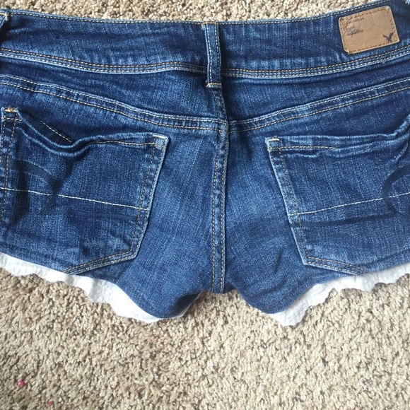 Shorts - Picture 2 of 3