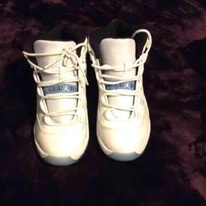 Jordan 11's