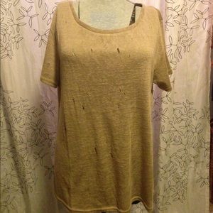 Brown tee